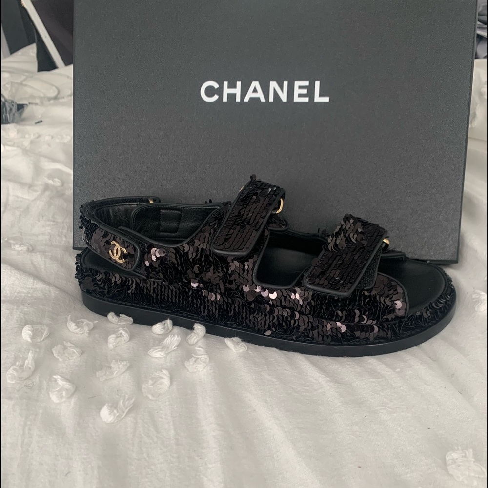 CHANEL black 'Dad' sandals with sequins Cruise 2021/2022